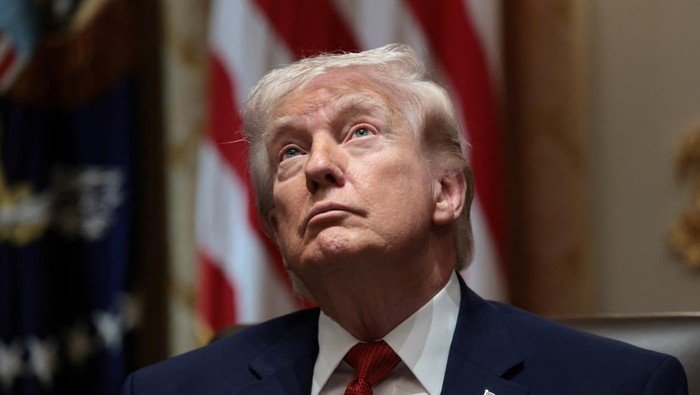 Trump Ngaku AS Sedang Negosiasi dengan Ketua Parlemen Iran: Apa yang Dipertaruhkan?